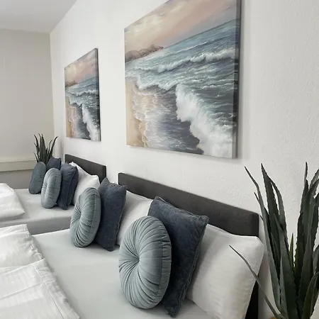 Hossi-rathaus * Kempten (Allgäu)